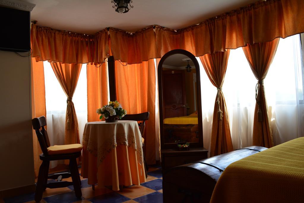 Hotel Casa Colonial ซานตาโรซา เดกาบัล ภายนอก รูปภาพ