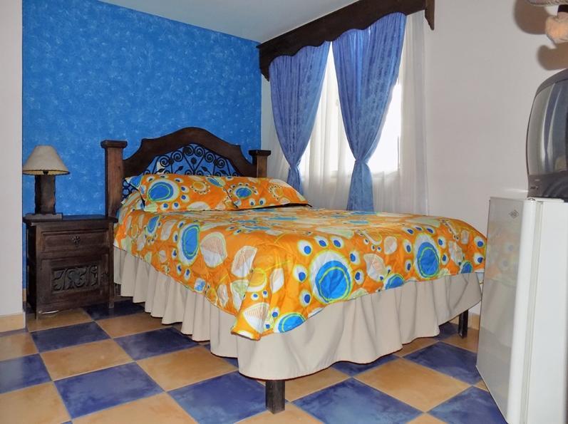 Hotel Casa Colonial ซานตาโรซา เดกาบัล ภายนอก รูปภาพ