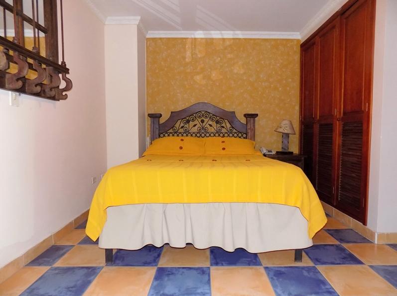 Hotel Casa Colonial ซานตาโรซา เดกาบัล ภายนอก รูปภาพ