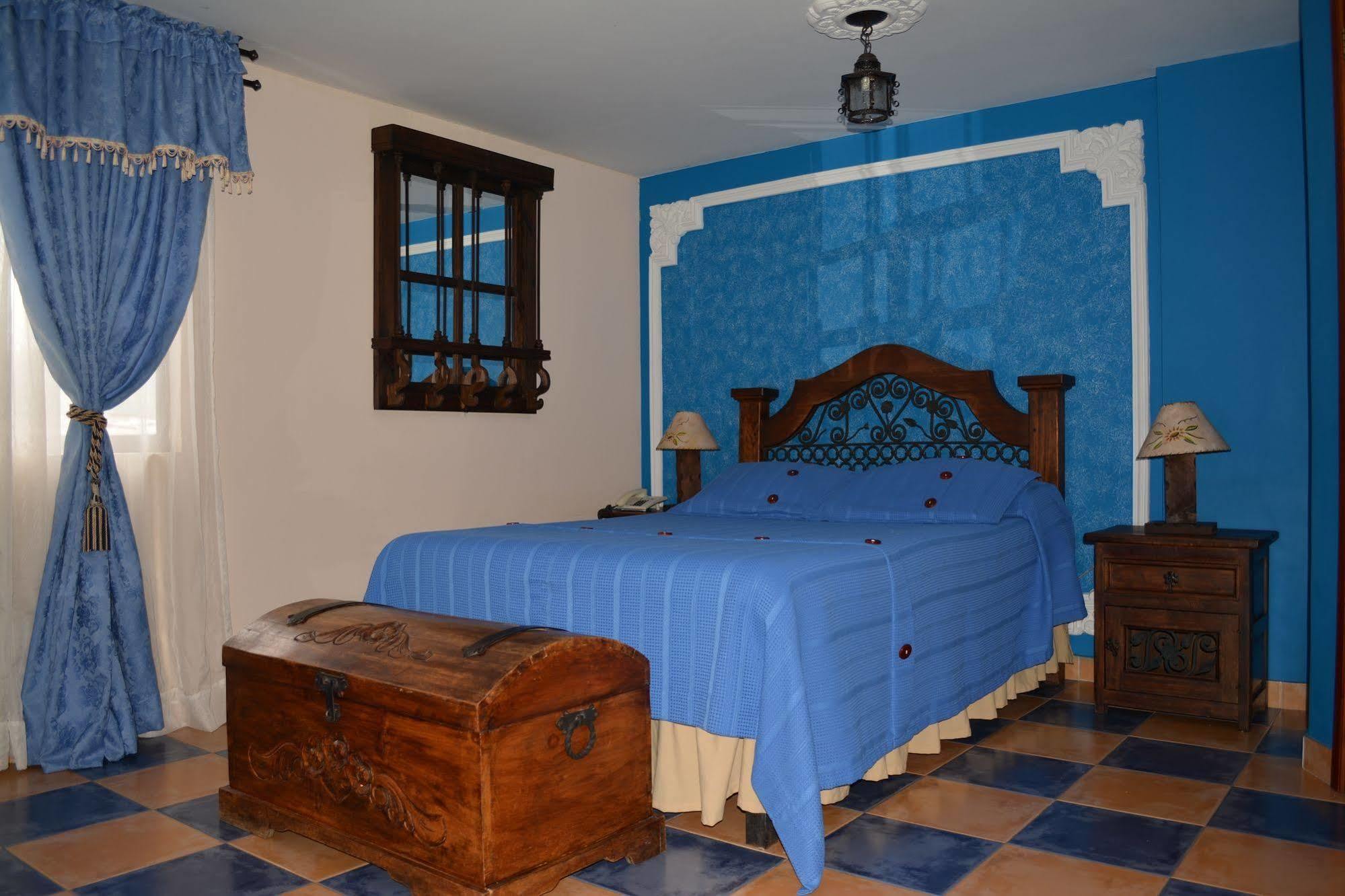 Hotel Casa Colonial ซานตาโรซา เดกาบัล ภายนอก รูปภาพ