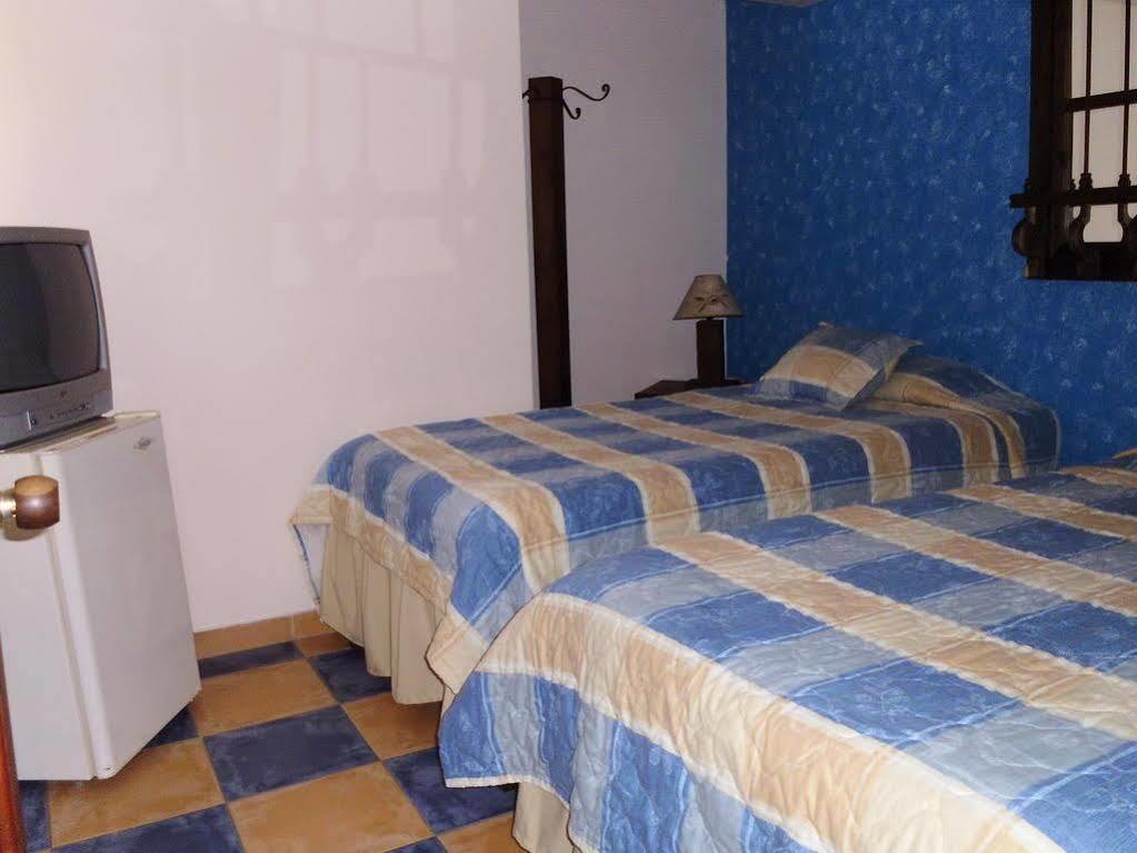 Hotel Casa Colonial ซานตาโรซา เดกาบัล ภายนอก รูปภาพ